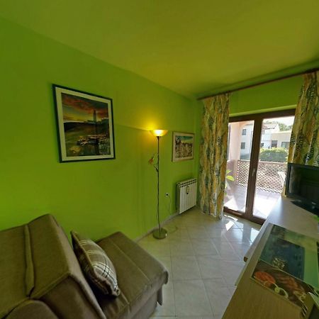 Anica Apartment Баньоле Екстер'єр фото